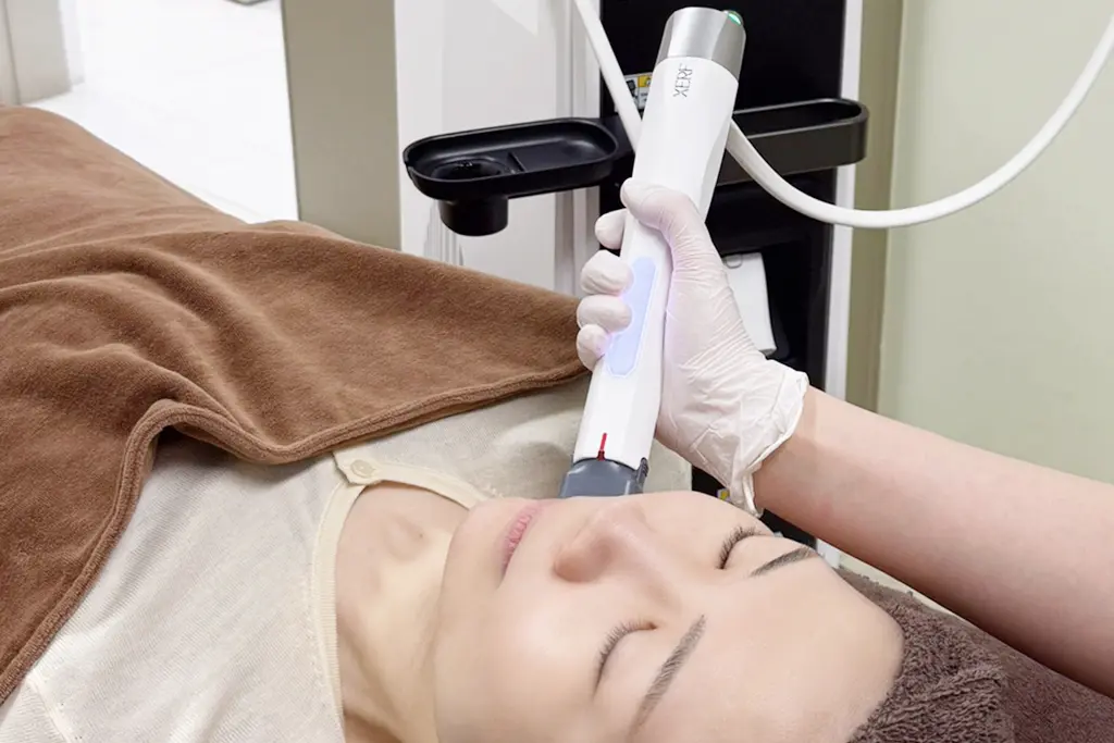 XERF（ザーフ）は立川駅北口 今井皮フ形成外科（東京都立川市）